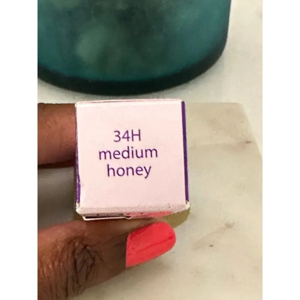 Tarte Maracuja Creaseless Concealer 34H Medium Honey Travel Size New Box Cover